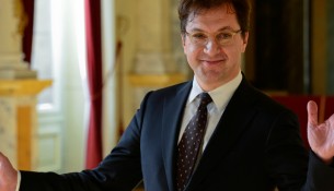 Serge Dorny