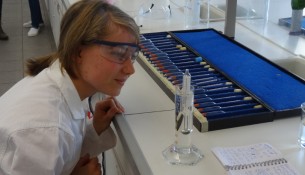 Rebecca Schmidt, Chemielaborantin